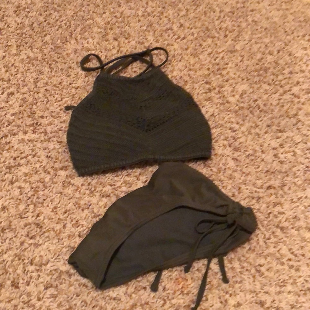 Bathing suit